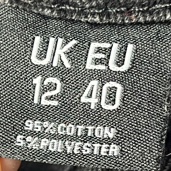 PrettyLittleThings Jeans Black Denim Holes Distressed High Rise Size‎ 8 Straight - Picture 8 of 10